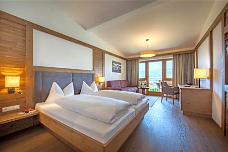 Superior Double Room with Balcony