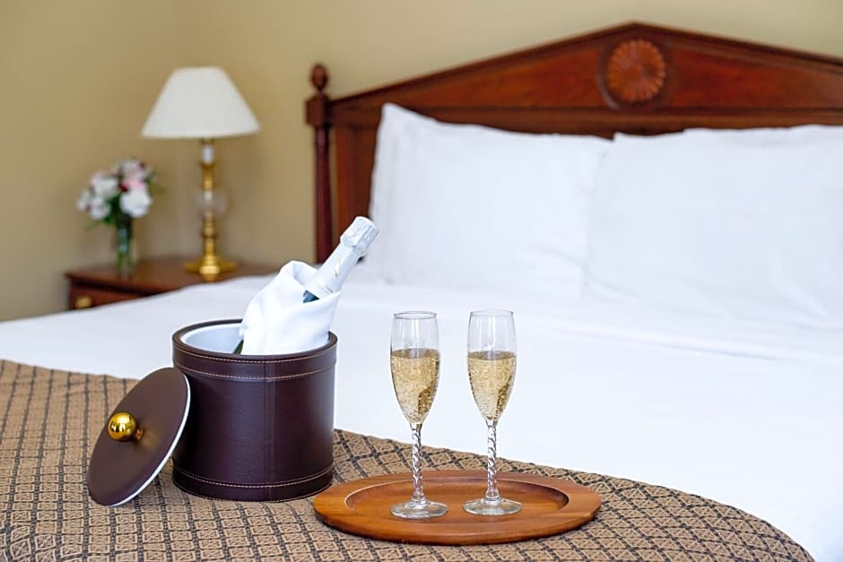 Athenaeum Hotel
