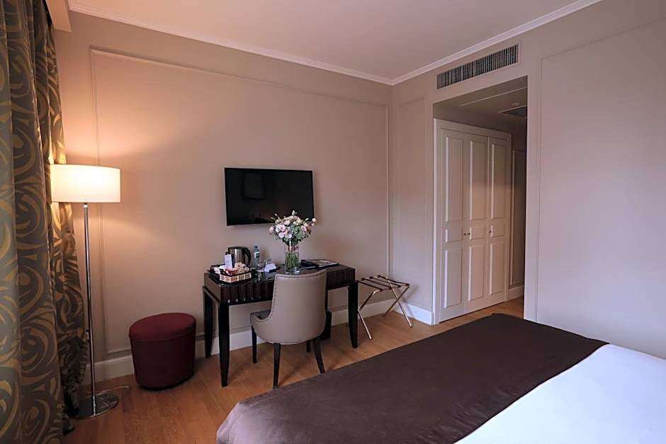 Grand Hotel Yerevan - Small Luxury Hotels of the World