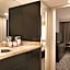 Radisson Hotel Vancouver Airport
