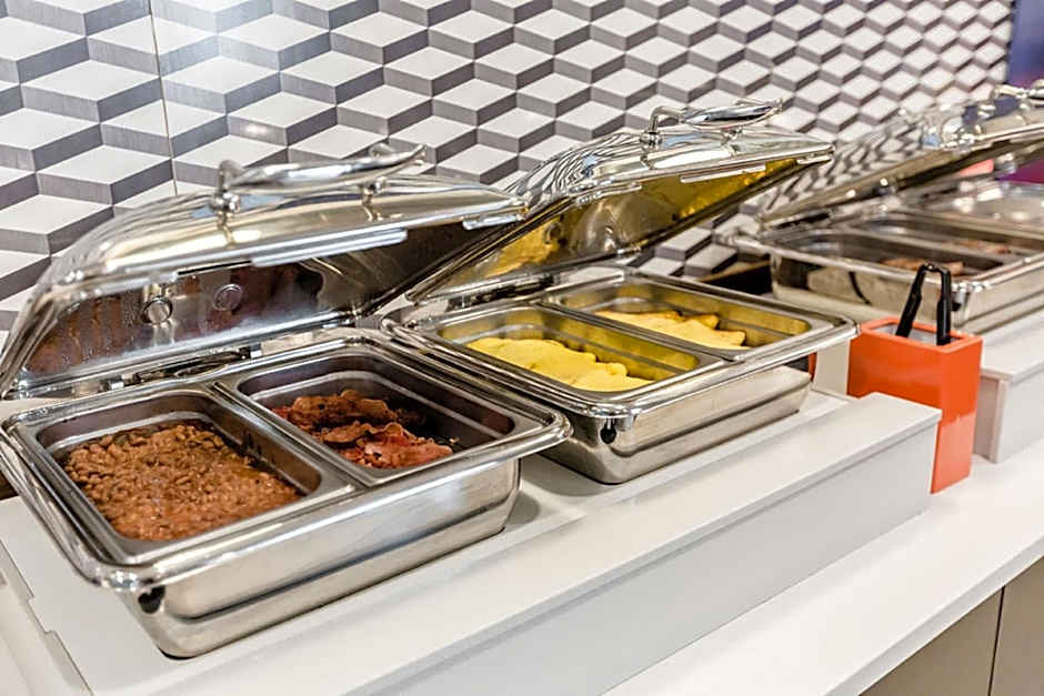 Holiday Inn Express & Suites Edmonton N - St. Albert By IHG