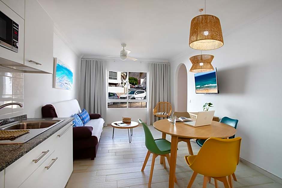 ALTAVISTA APARTAHOTEL-Adults Only over 14