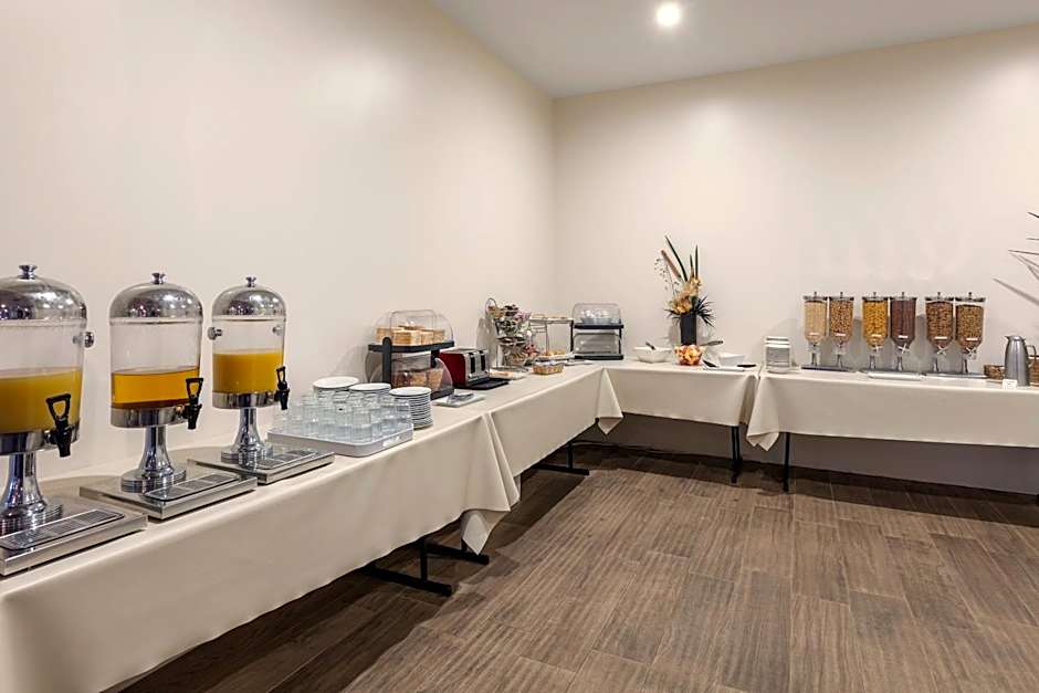 Mercure Goulburn