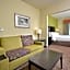 Holiday Inn Express Hotel & Suites Clemson - University Area By IHG