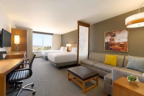 Queen Room with Two Queen Beds and View