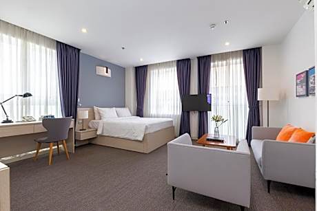 Premier Studio Deluxe