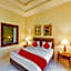 Super OYO Townhouse Oak Maxi Hotel Legian