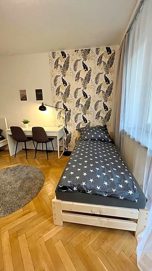 Warszawa Krucza Pokoje