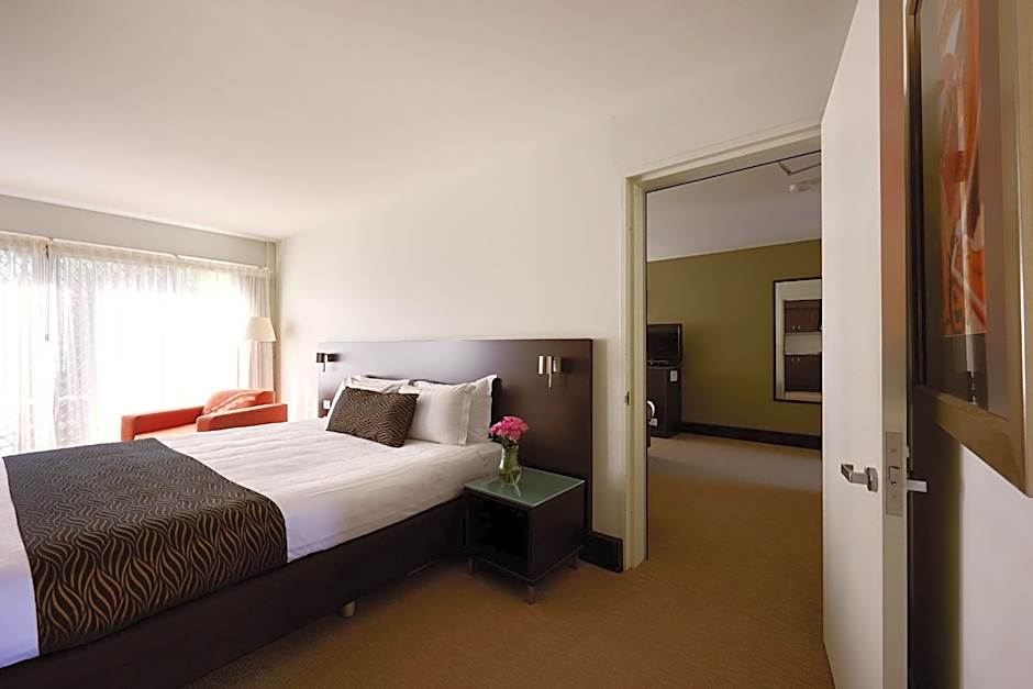 MAS Country Station Motel