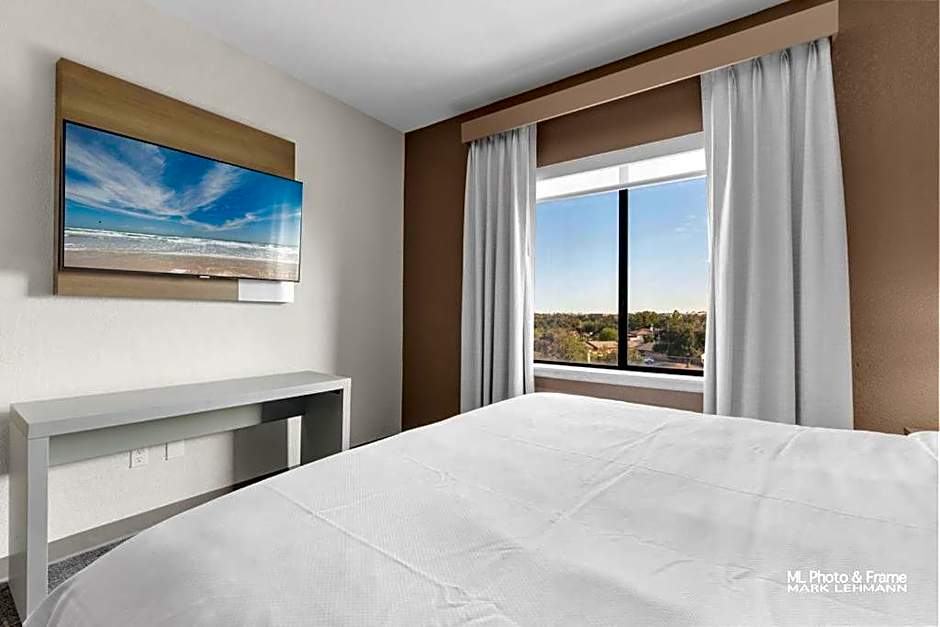 Photo 1 of 2 of 1 King Bed with Sofabed Suite, Accessible