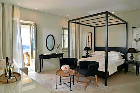 Suite with Sea View