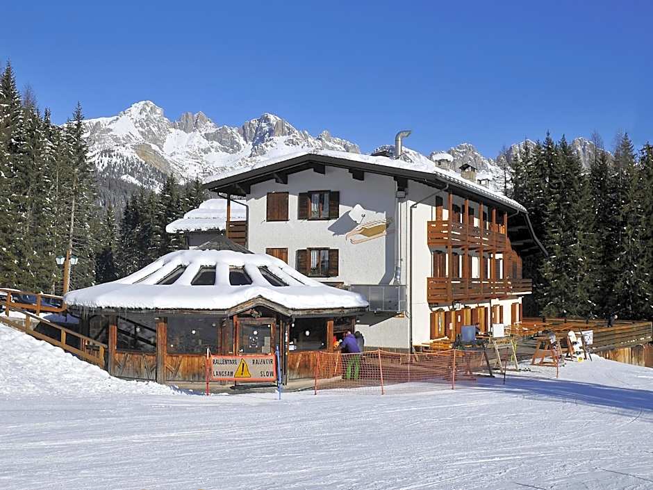 Hotel Pensione Dolomiti