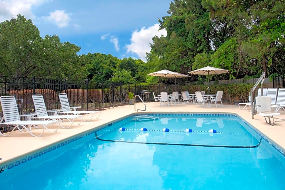 Baymont by Wyndham Brunswick GA