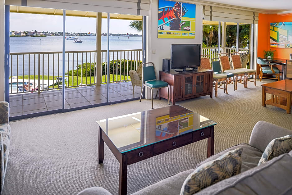 Hilton Vacation Club Charter Club Naples Bay