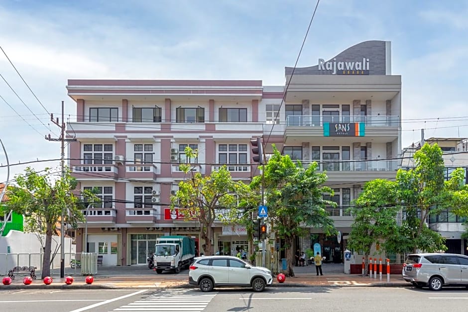 Sans Hotel Rajawali Surabaya by RedDoorz