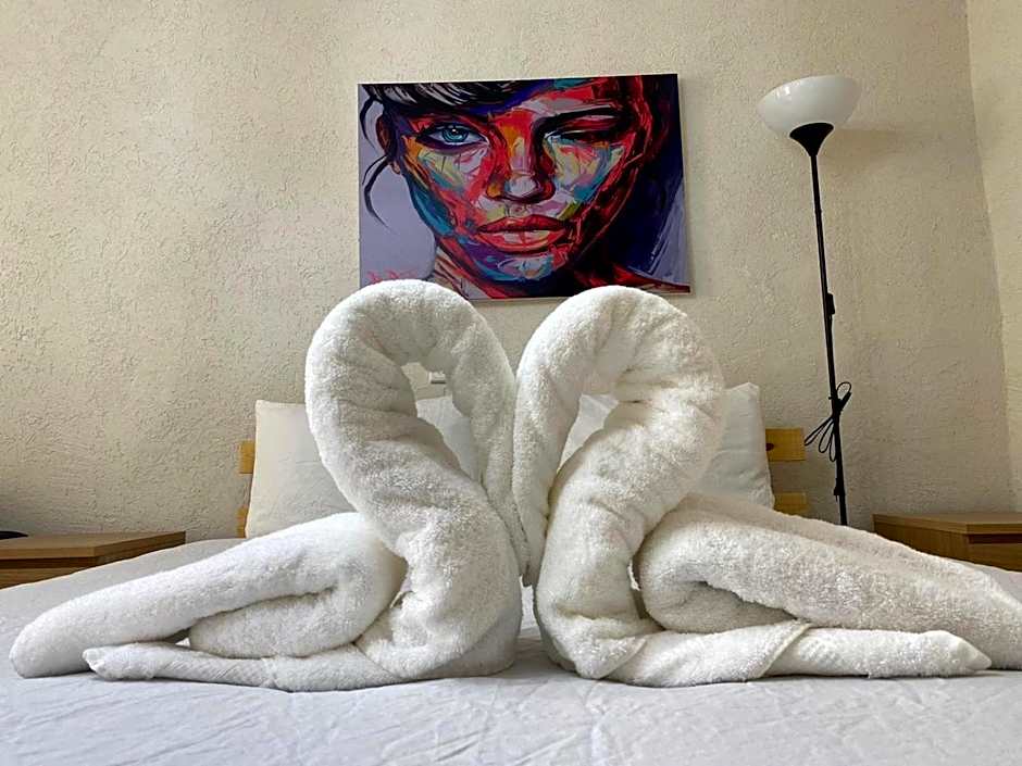 Maya Guest House - German Colony & Baháí Gardens, Haifa