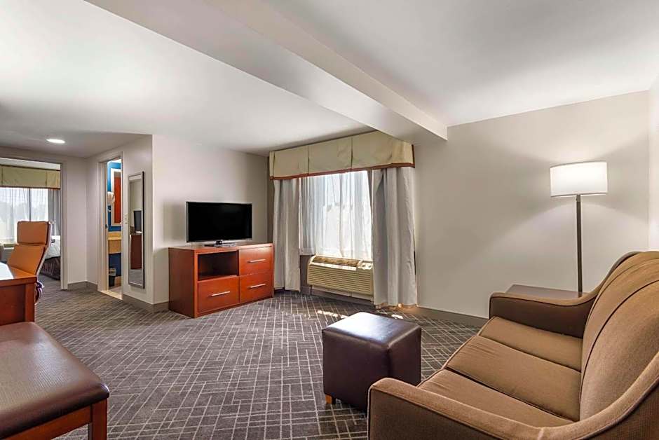 Comfort Suites Atlanta Airport