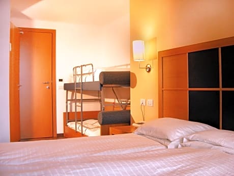 Quadruple Room with Bunk Bed