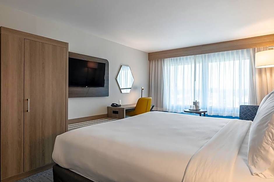 Holiday Inn Express Van Nuys By IHG