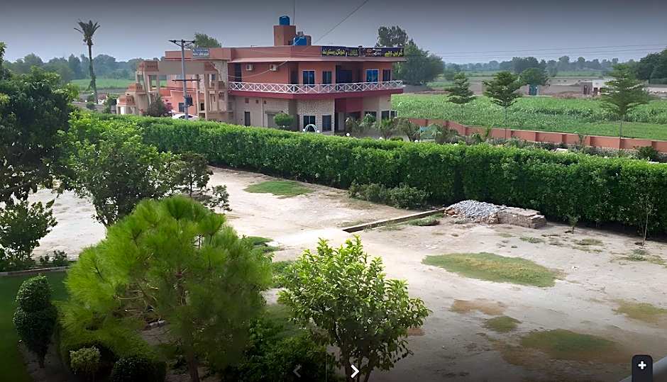 Photo 1 of 13 of Greenway Hotel & Restaurant