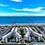Beautiful newly renovated beachfront condo at Casa Del Mars