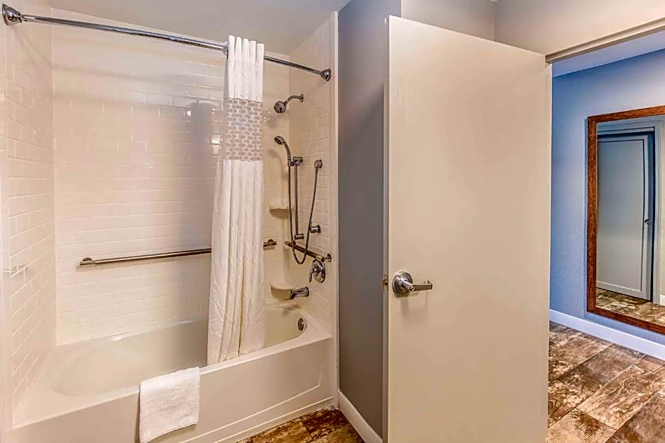 Hampton Inn By Hilton Pensacola Beach