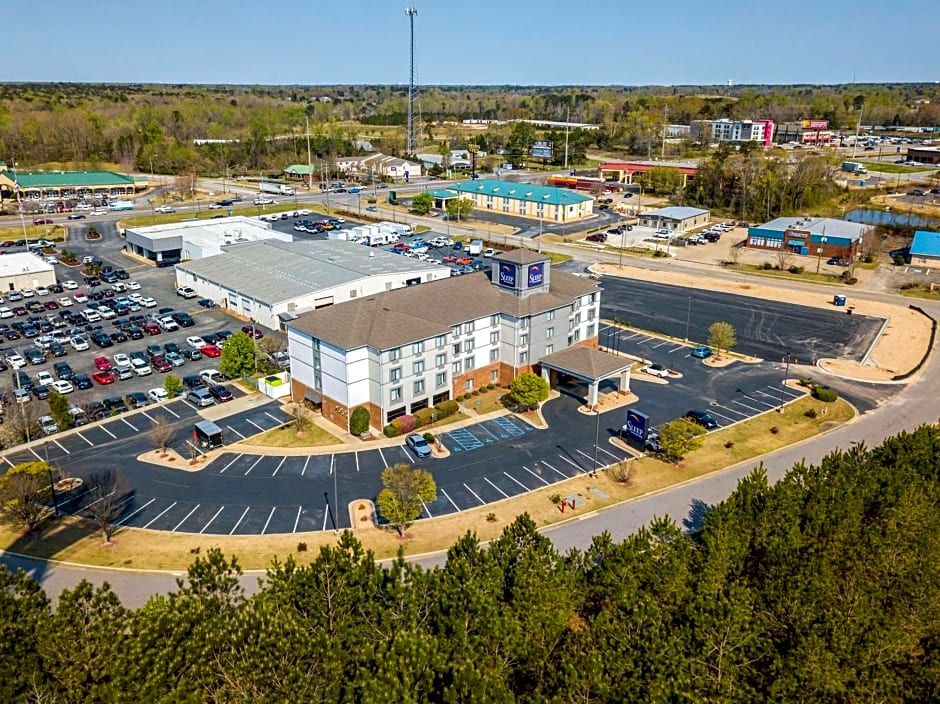 Sleep Inn & Suites Auburn Campus Area I-85