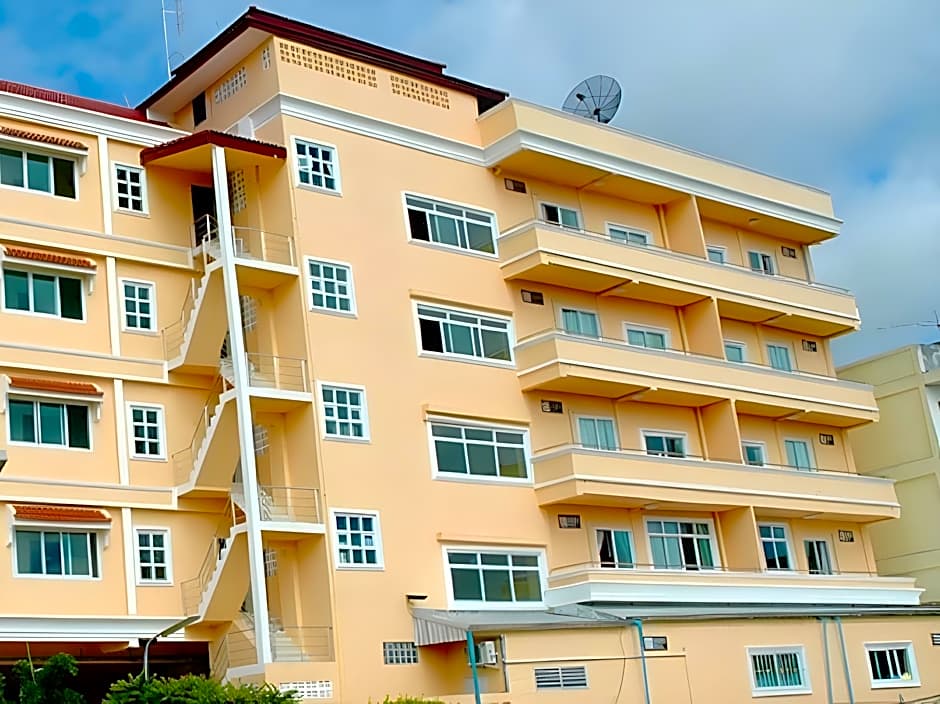 Submukda phoomplace hotel