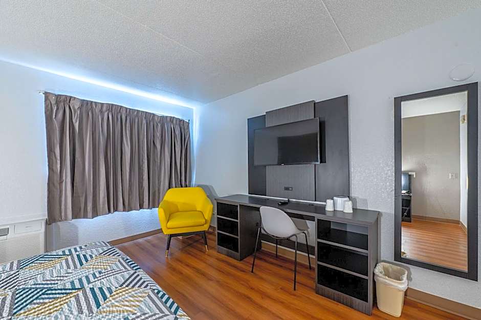 Motel 6-Branford, CT - New Haven