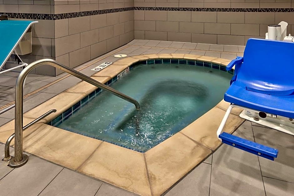 Hampton Inn By Hilton & Suites Albuquerque Airport