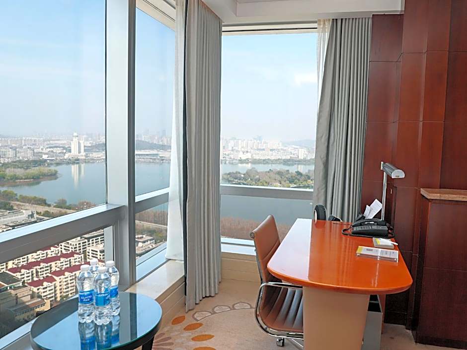 The Westin Nanjing Xuanwu Lake