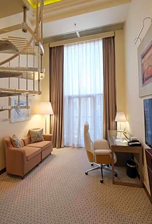 Duplex King Suite with Buffet Breakfast for 2 People (Nonsmoking)