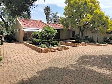 Gluckman Drive Guesthouse