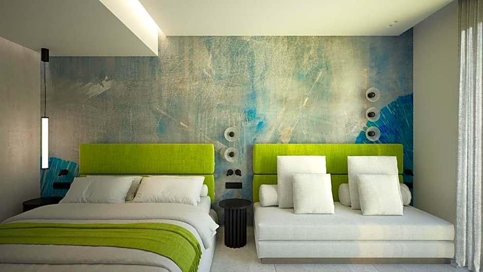 Leonidas Hotel & Apartments