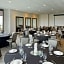 H Hotel Los Angeles, Curio Collection by Hilton