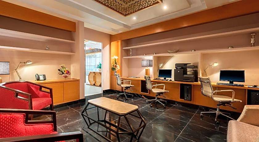 Ramada Hotel & Suites by Wyndham Amwaj Islands Manama