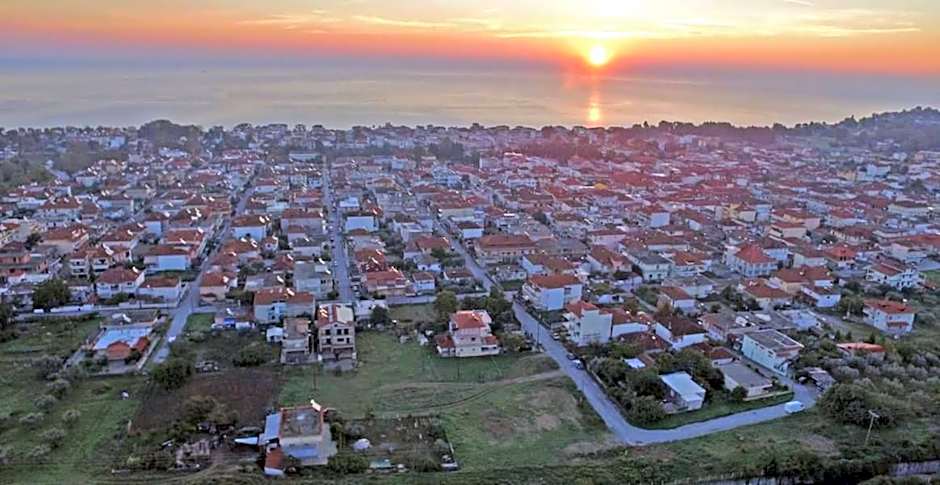 Alexandros Hotel