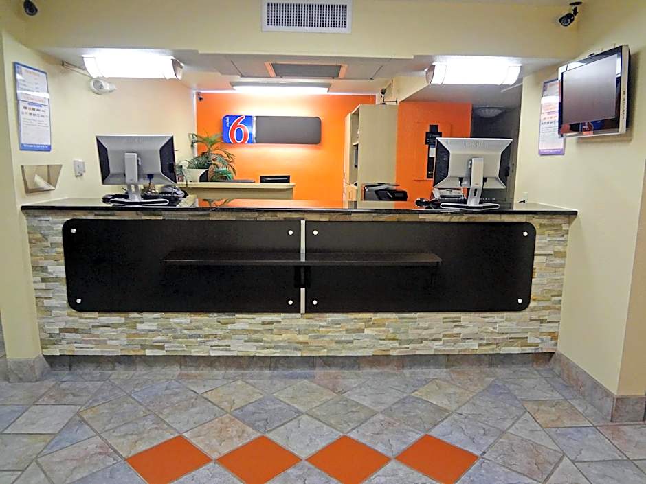 Motel 6-Holbrook, AZ