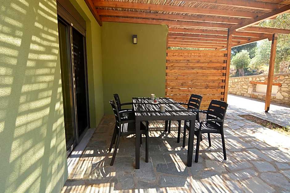 The Thassian Yard Houses