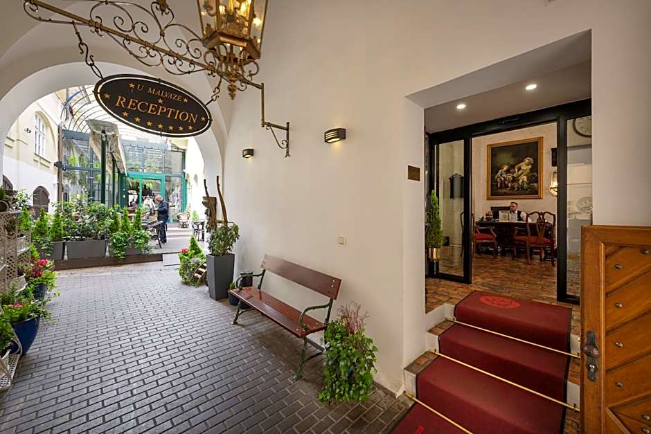 Little King Hotel U Malvaze