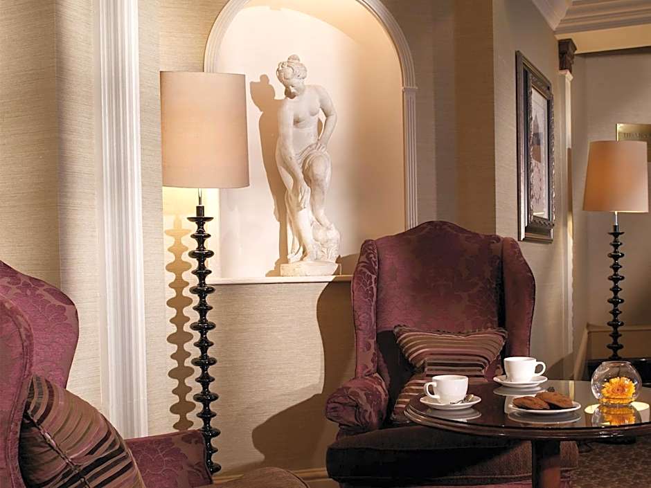 Macdonald Compleat Angler