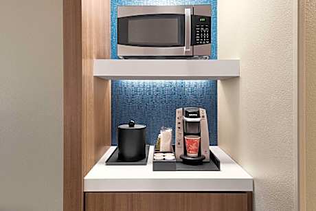 1 King Dlx Hearing Accessible