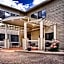 Boulder Twin Lakes Inn