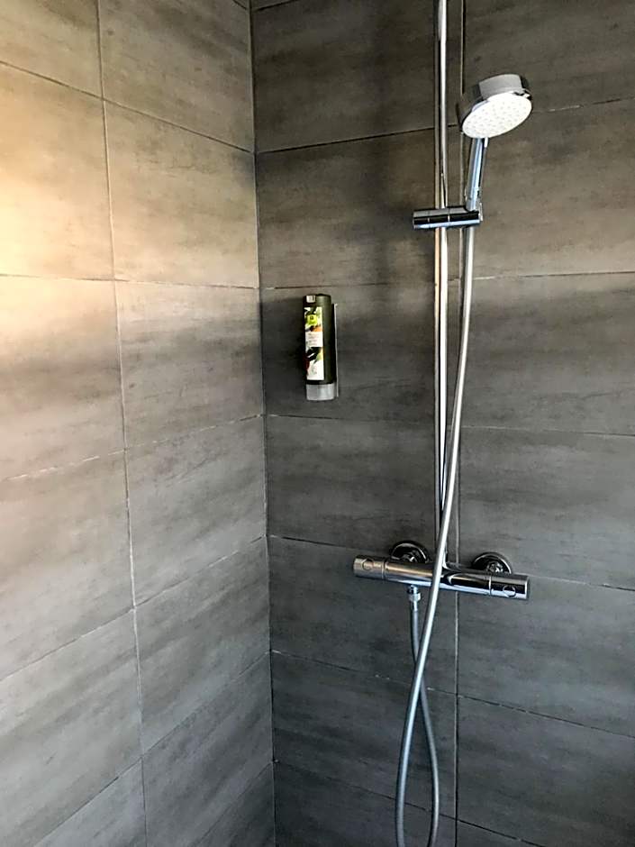 Logis Hostellerie Le Chatel Nangis