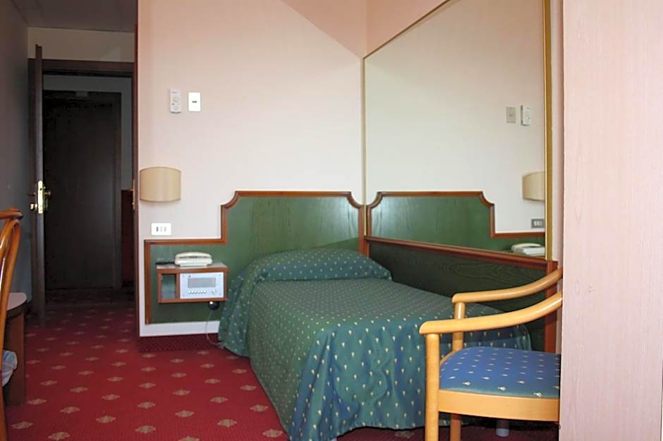 Polo Hotel