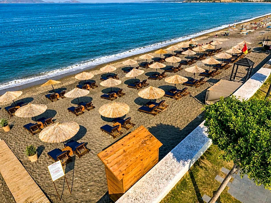 Uras Beach Hotel