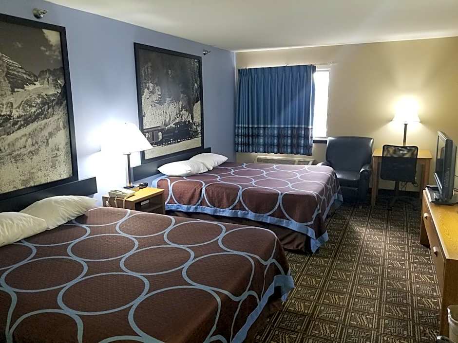 Super 8 by Wyndham Fort Collins