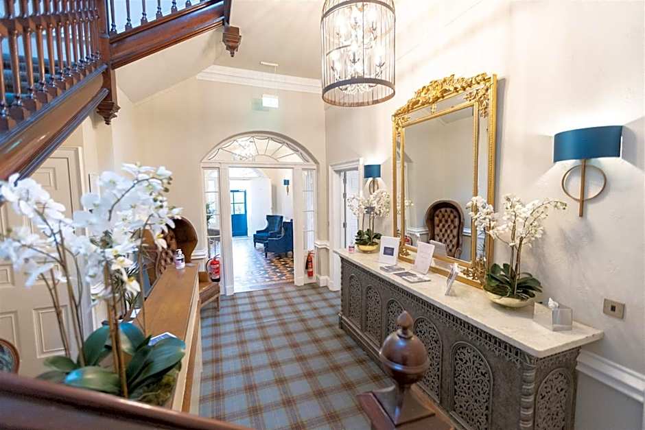 Marshall Meadows Manor House