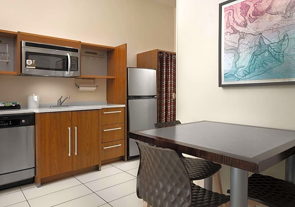 Home2 Suites by Hilton Charleston Airport-Convention Center