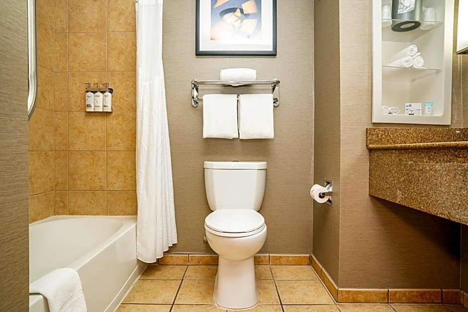 Holiday Inn Express & Suites Barstow - Route 66 by IHG
